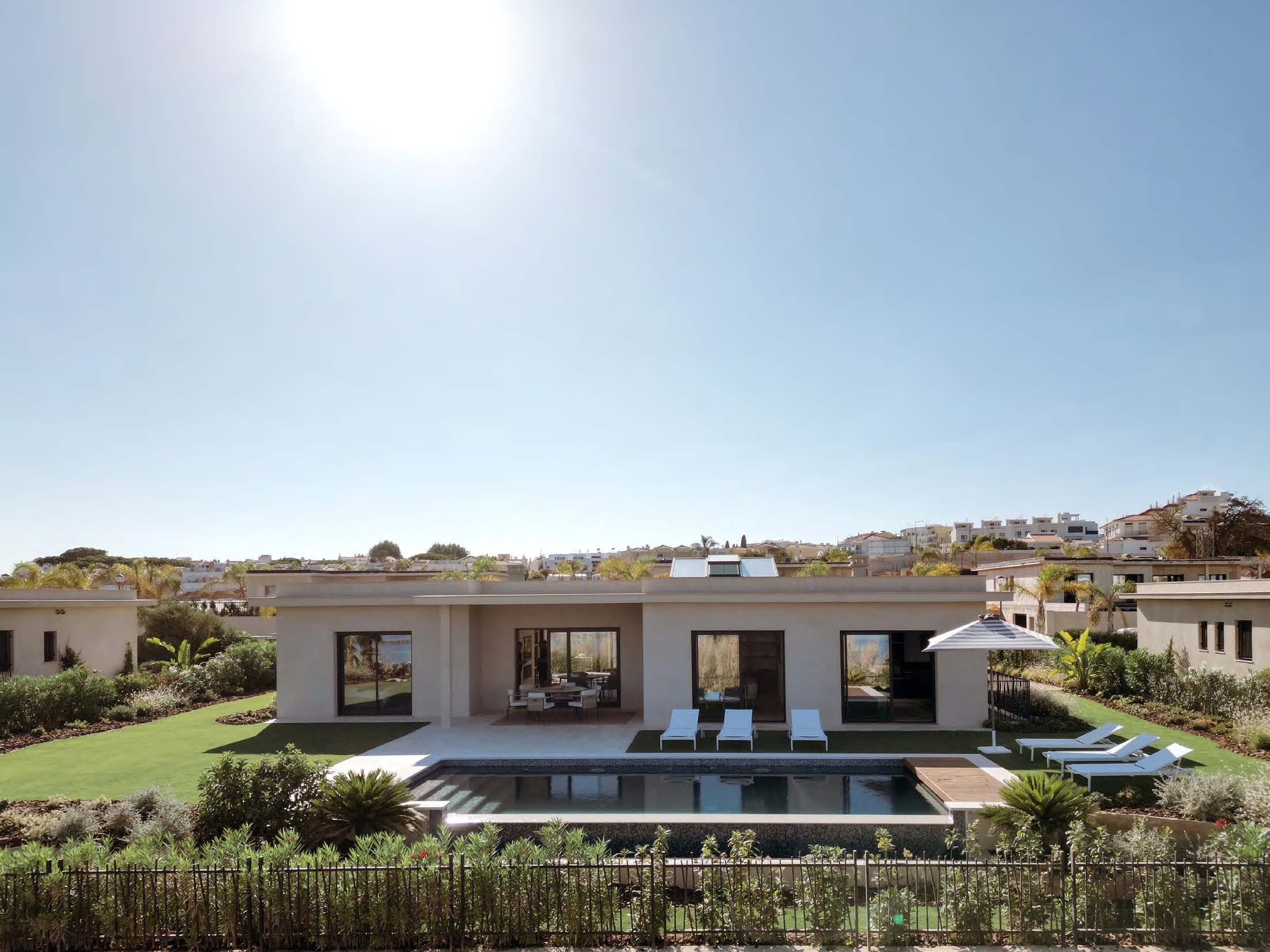 Private Luxury Villas off plan in a gated resort in Faro overlooking the Ria Formosa lagune | VM1999 