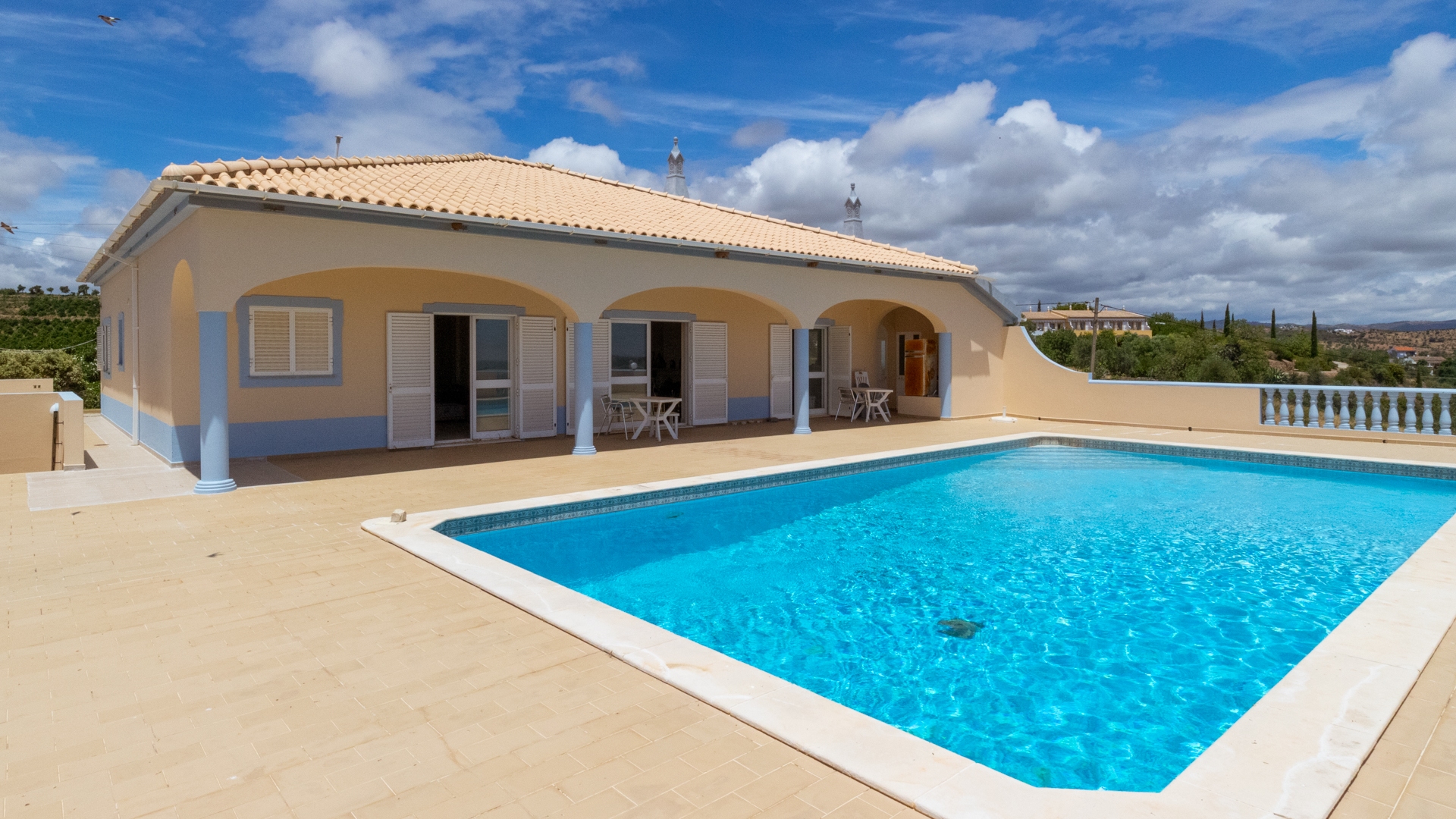 Charming 4-Bedroom Villa with Swimming Pool and Sea Views, close to Tavira | TV1724 This villa has a large swimming pool and nice views of the surrounding countryside. Very quiet location, yet only 10 minutes’ drive from Tavira.