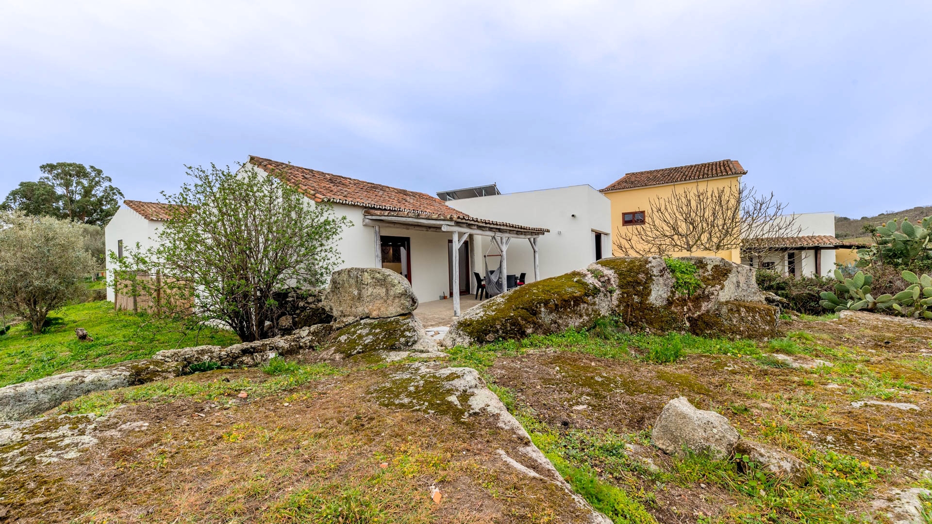 5 Casas Rústicas no Alentejo com 7 Quartos e Piscinas, perto de Castelo de Vide, Portalegre | PDB1948 