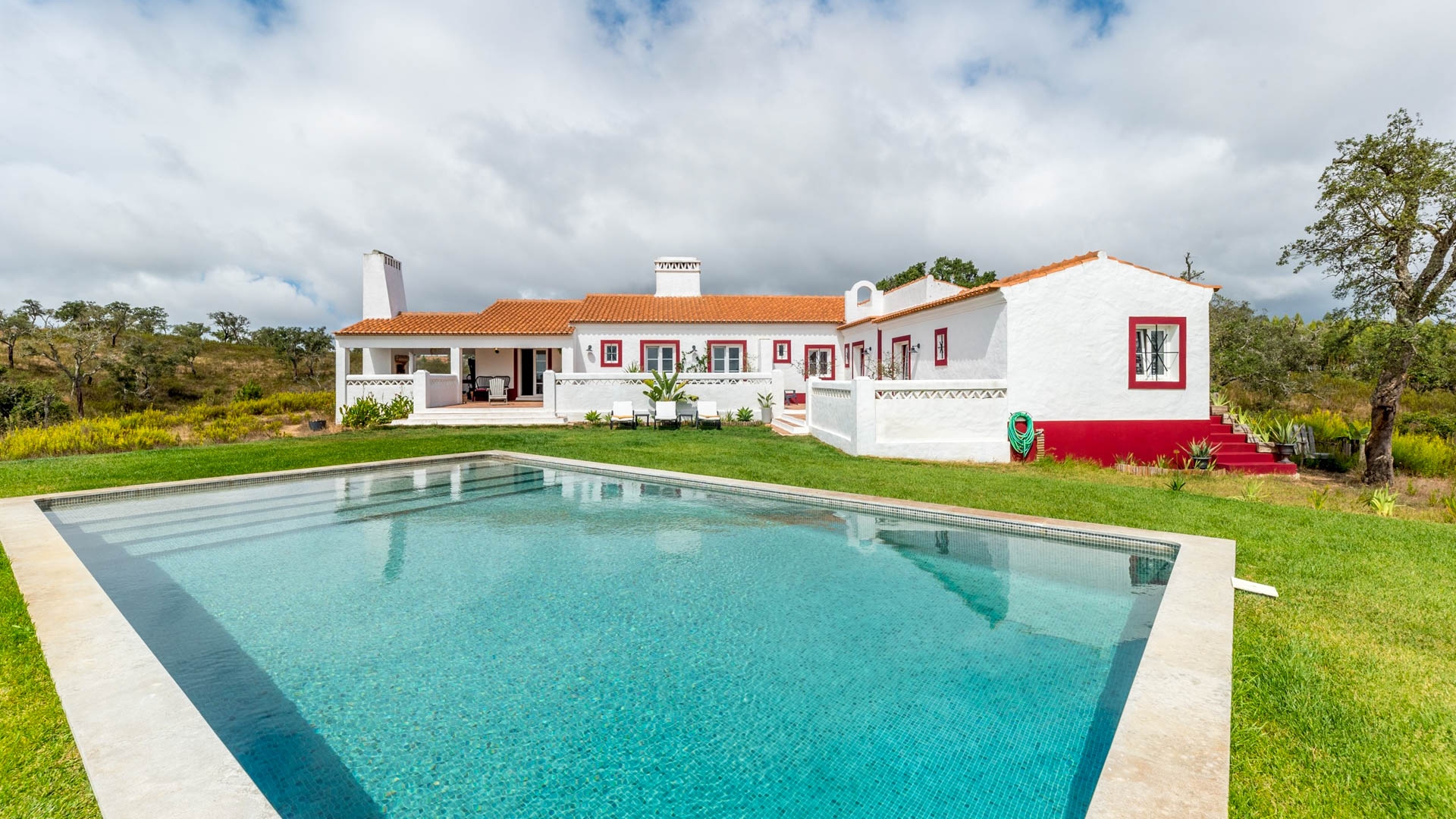 Maison de campagne de 4 chambres avec piscine près de Porto Covo et non loin de Sines | PDB1956 