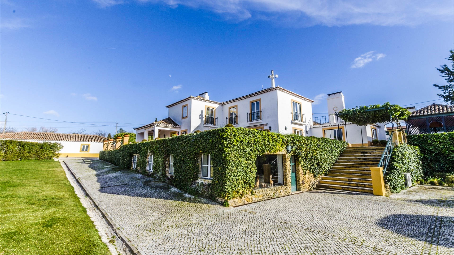Majestic Property with Independent Guest Annex, Pool in Azeitão, Setúbal | PDB1959 