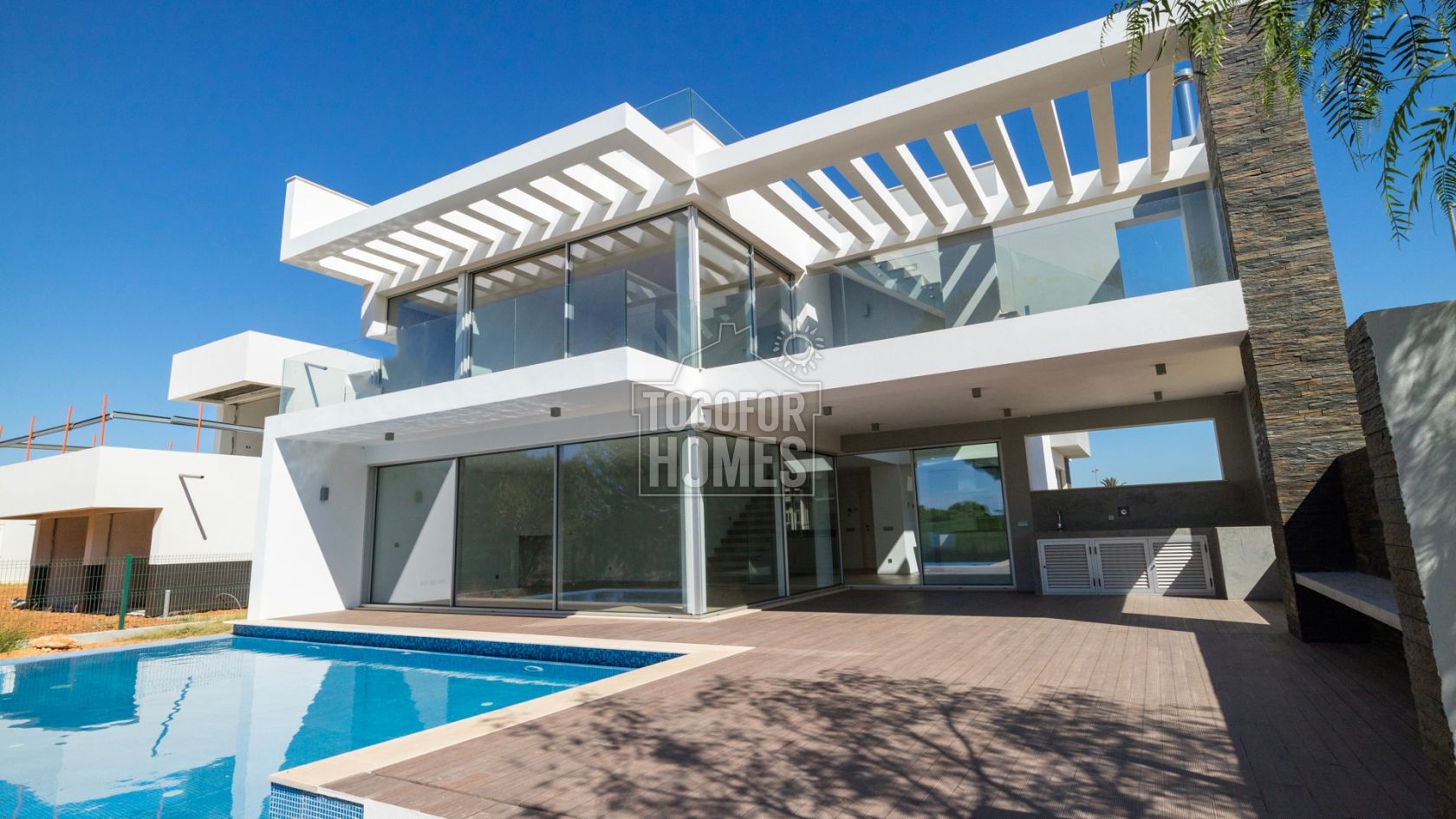 VM1223 - Villa de golf moderne à Vilamoura