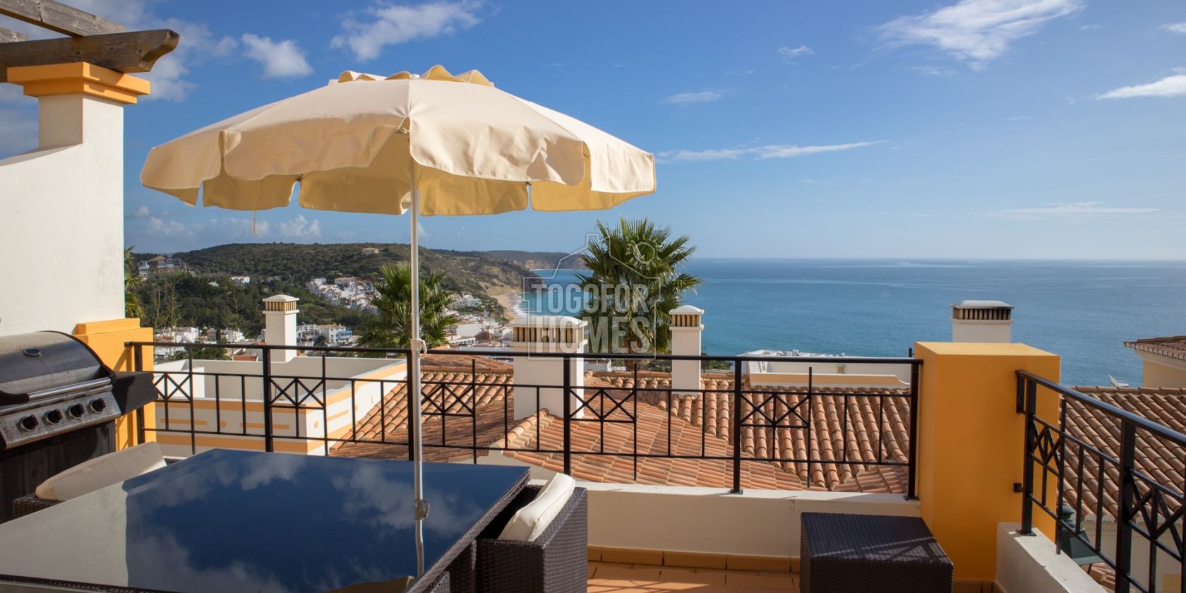 LG1322 - 2 bedroom stunning sea view property with roof terrace and communal pool, Salema