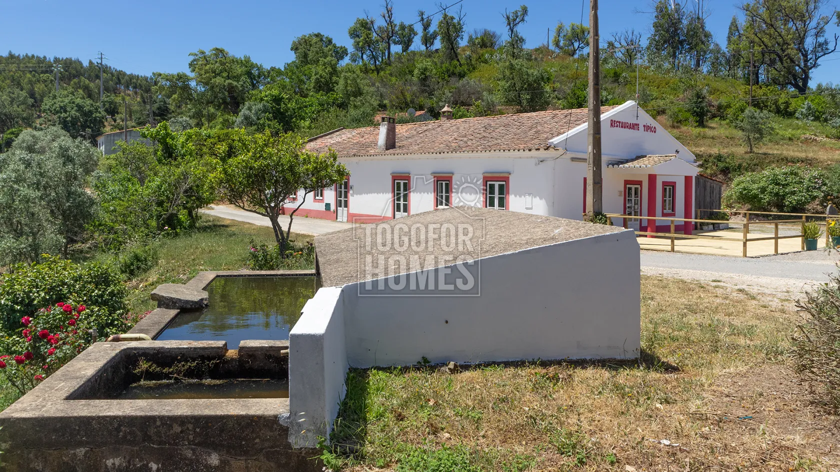 Comment investir dans un restaurant avec une terrasse en pleine nature ? LG1869 TOGOFORHOMES