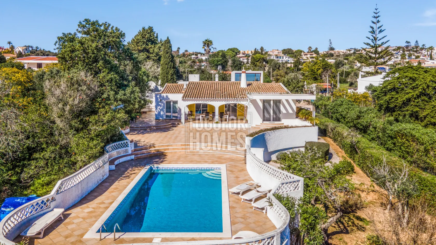 Was kostet eine Villa mit Garten und Minigolf in der Algarve? | LW2184 ...
