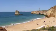 Praia dos Caneiros