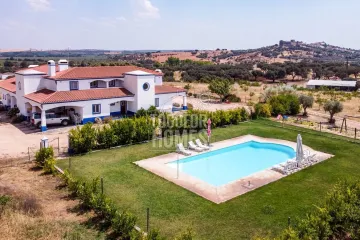 Villa & Pool
