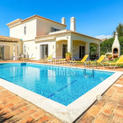 Piscina & Jardim